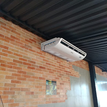 Piso Teto em Ambiente Comercial